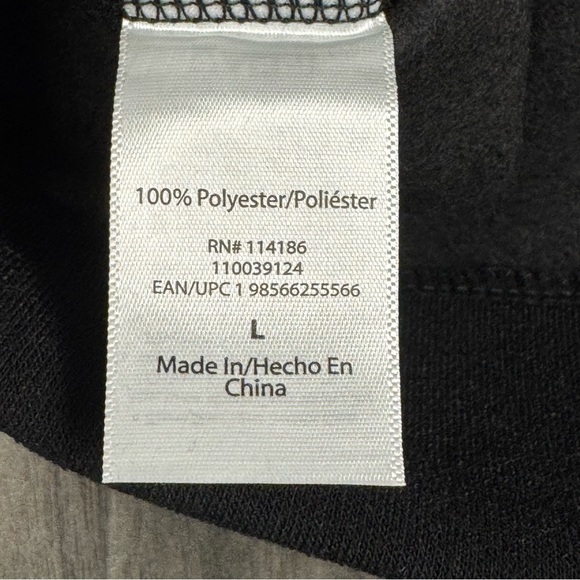 𝐉𝐮𝐢𝐜𝐲 𝐂𝐨𝐮𝐭𝐮𝐫𝐞 🫐 𝐁𝐥𝐚𝐜𝐤 𝐋𝐨𝐠𝐨 𝐒𝐰𝐞𝐚𝐭𝐬𝐡𝐢𝐫𝐭 𝐒𝐡𝐨𝐫𝐭𝐬 2-Piece 𝐒𝐞𝐭 𝐍𝐰𝐭 - Picture 6 of 9